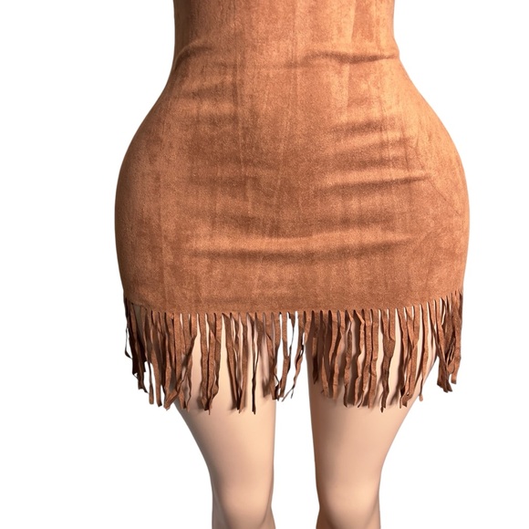 LIVE AUCTION ITEM - Picture 2 of 6